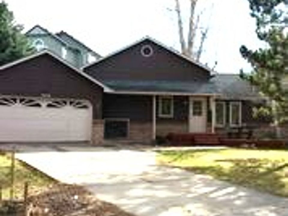 1st image of 2750 Bradford Sq