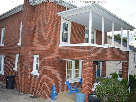 3rd image of 208 Central Ave