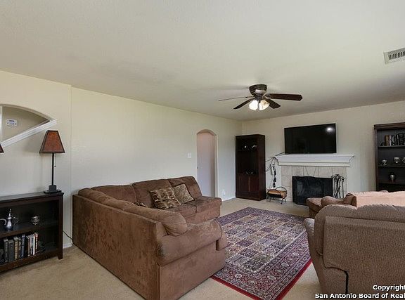 5th image of 1106 Sampson Dr