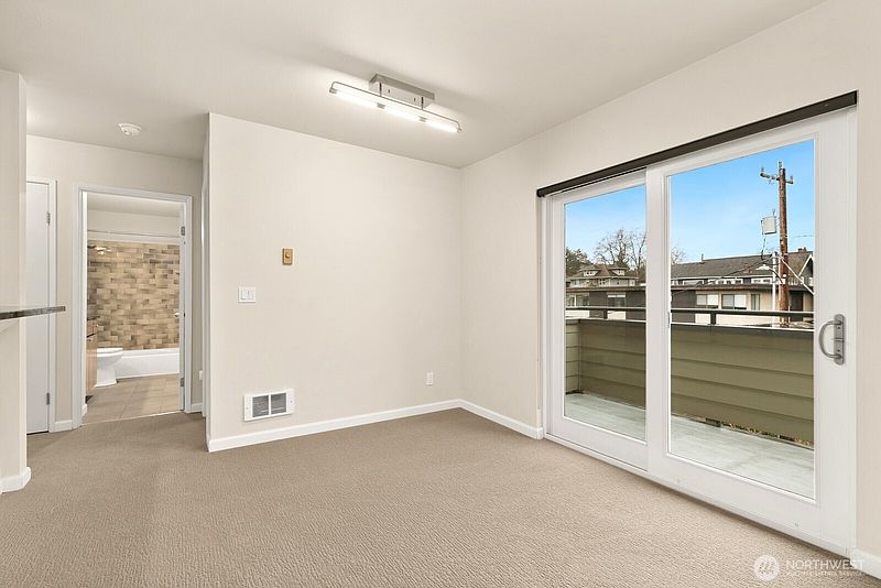 4th image of 3926 1st Avenue NE #31