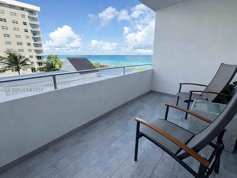 9225 Collins Avenue Cu #505 — Photo 8