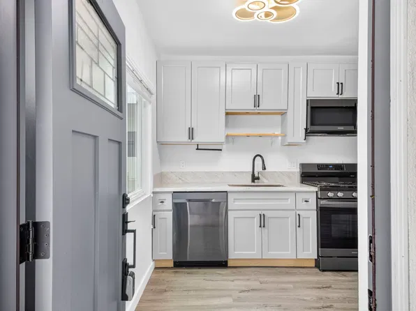 15301 Prairie Avenue, 15301 Prairie Ave APT 8, Lawndale, CA 90260