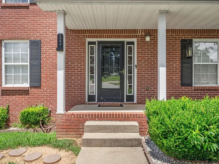 1325 Sunfield Dr — Photo 21