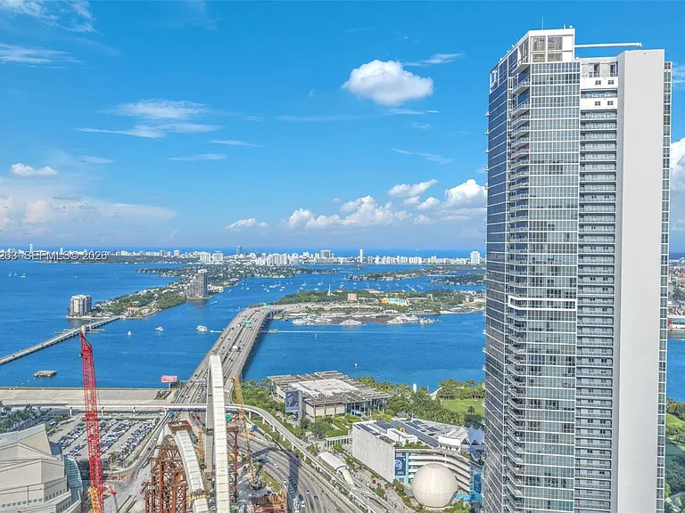 1100 Biscayne Blvd #4308 — Photo 5