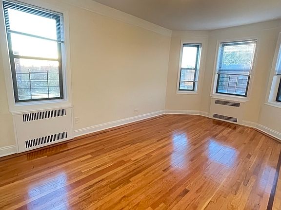 5th image of 172-90 Highland Ave #4D