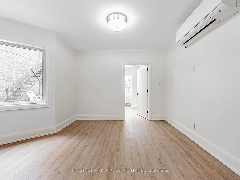 2528 Yonge St #3 — Photo 4