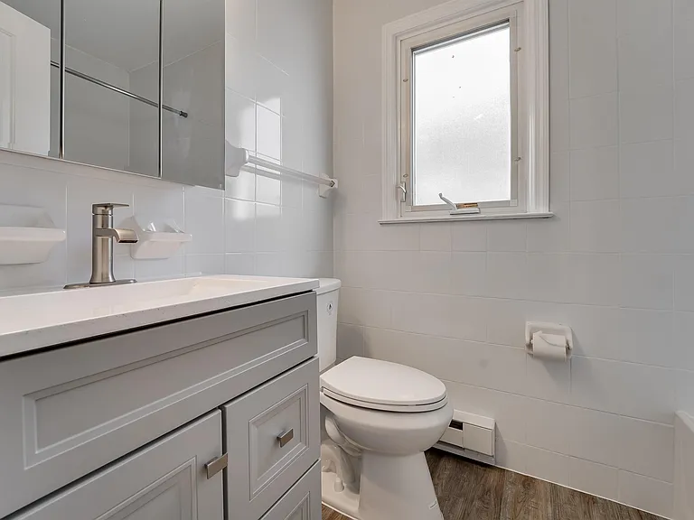 79 Hoyt St #2 — Photo 12