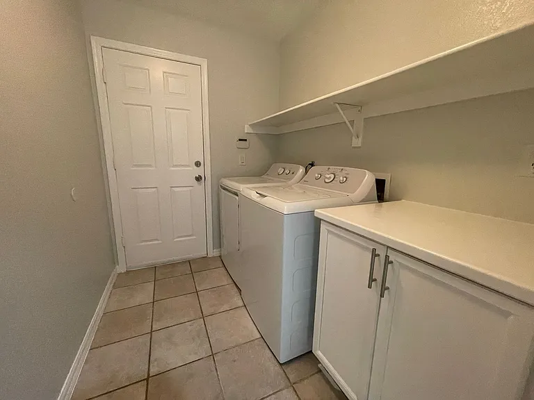 3229 Indian Moon Dr — Photo 14