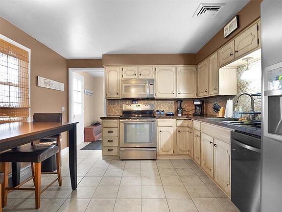 5th image of 6630 Hill Rd