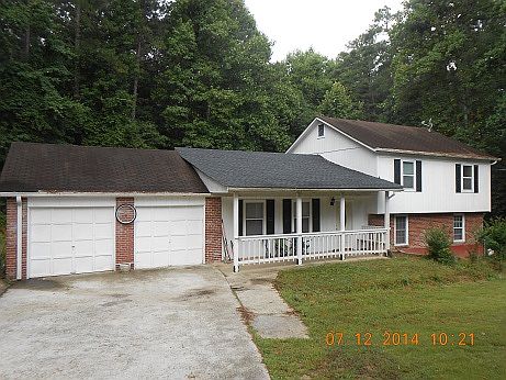 1st image of 1355 Oak Rd