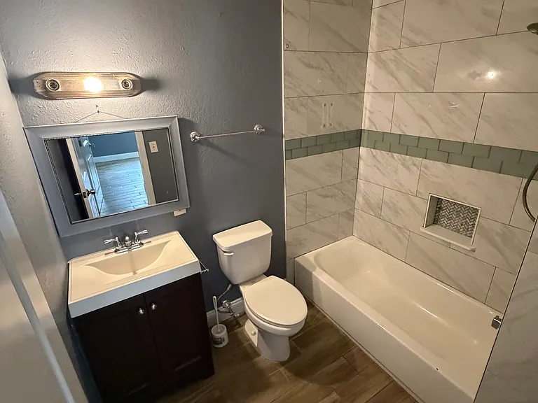 5415 Lori Dr S — Photo 13