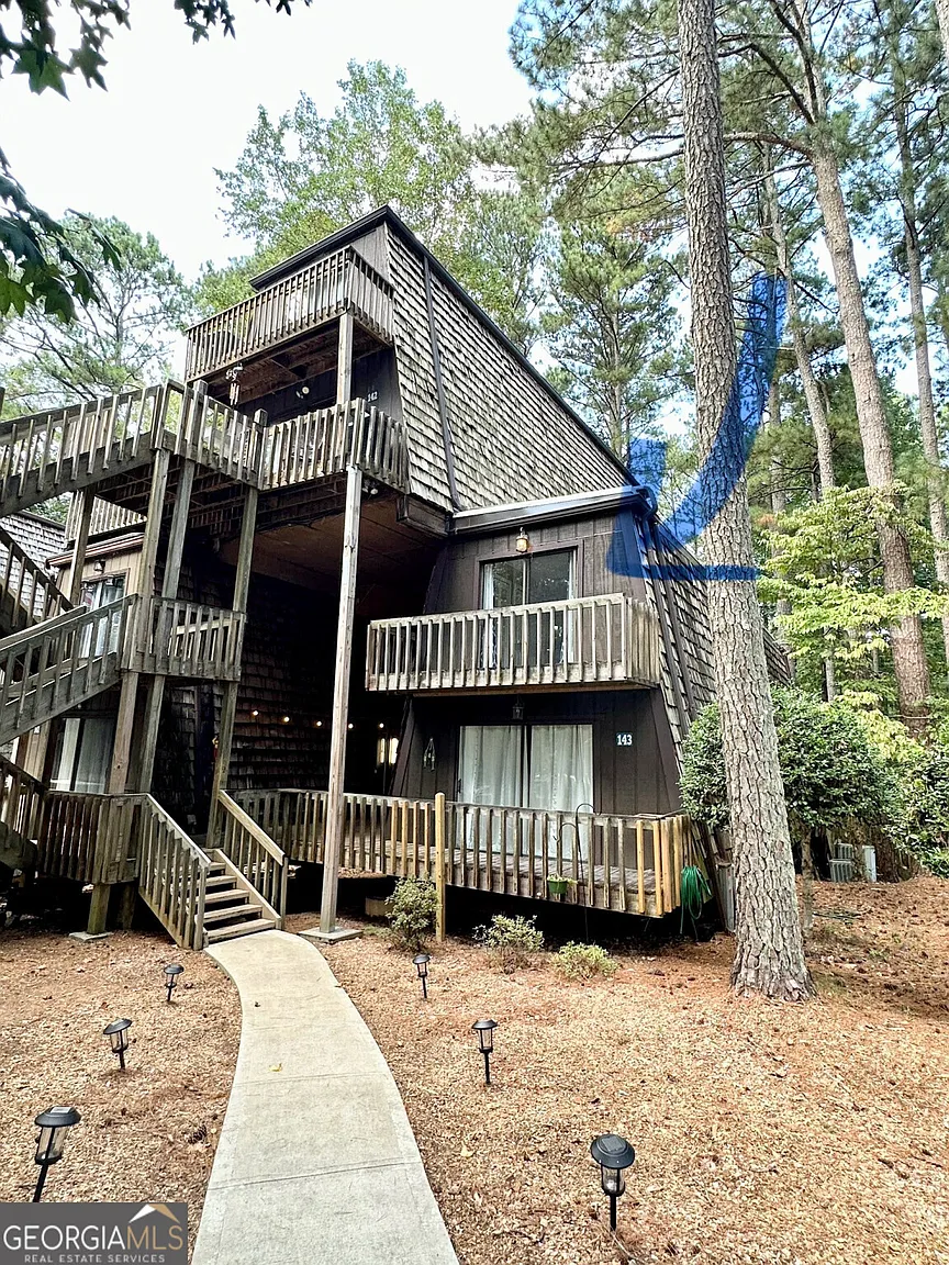3200 Rim Cove Dr APT 143 photo 1
