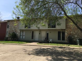 2406 Toro Ln, Bryan, TX 77807