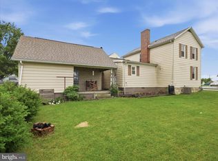 128 E Madison St, Greencastle, PA 17225