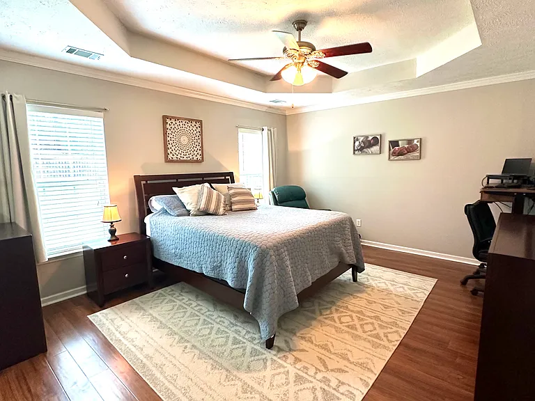 877 Tyler Woods Dr — Photo 12
