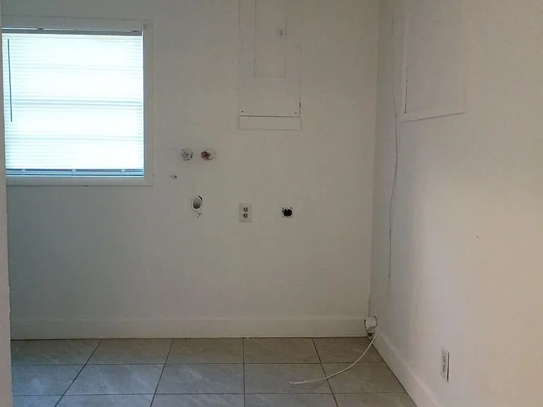 2808 Navajo Ave — Photo 11