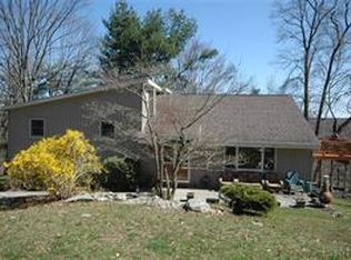 32 Di Rubbo Dr, Cortlandt Manor, NY 10567
