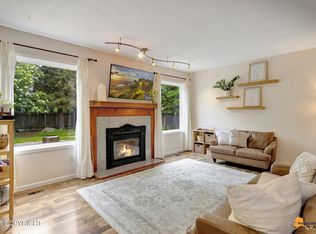 3941 Eric Cir, Anchorage, AK 99507