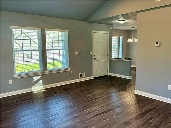 5th image of 337 Kittery Ridge Dr #A