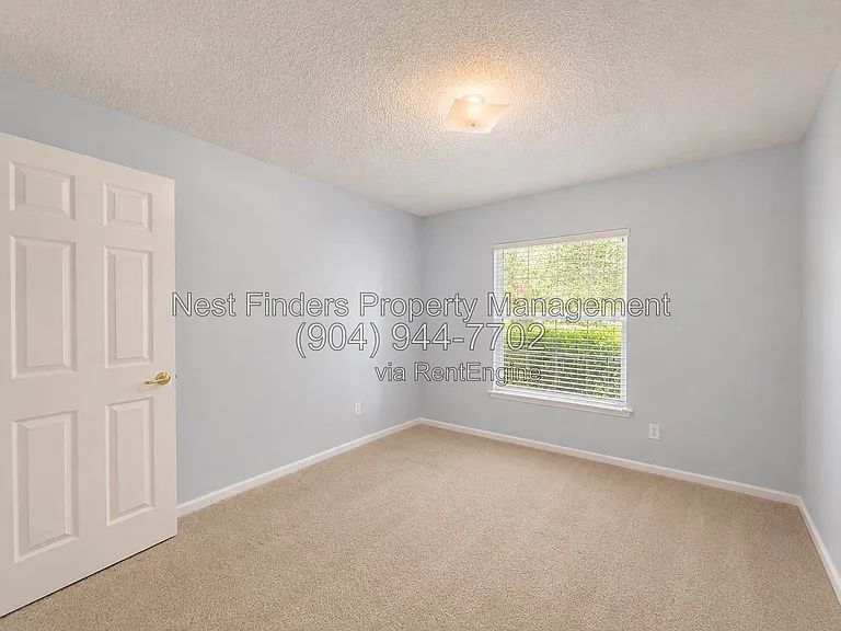 628 Sparrow Branch Cir — Photo 17