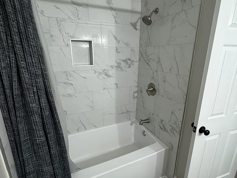 50 Pebble Beach Cv #H216 — Photo 6