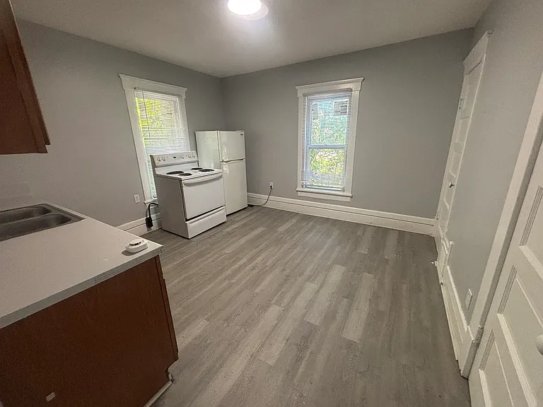 66 Wise St #2 — Photo 4