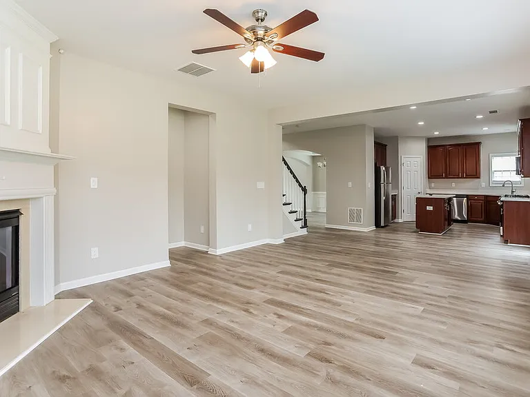 7139 Thoreau Cir — Photo 5