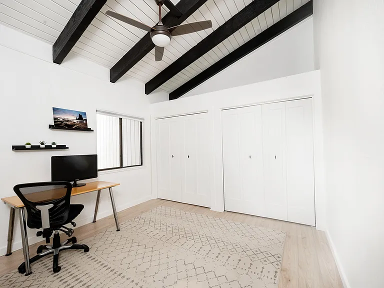 14 Chalet Ct — Photo 32