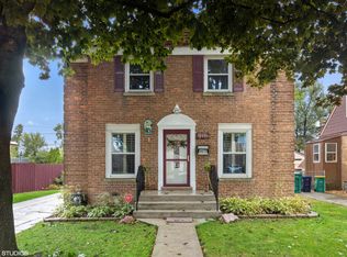1417 Bristol Ave, Westchester, IL 60154