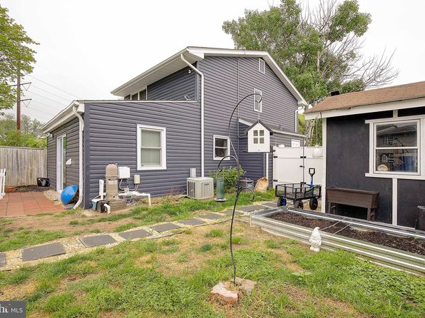 7978 Oakwood Rd, Glen Burnie, MD 21061