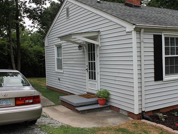 5th image of 2803 Shady Lawn Dr