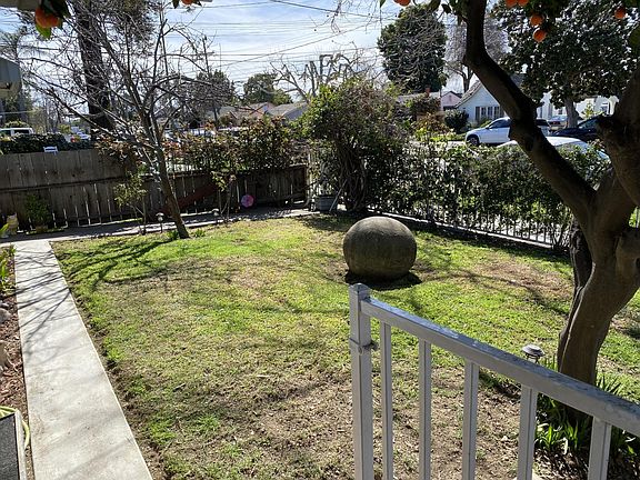 3rd image of 696 N 17th St