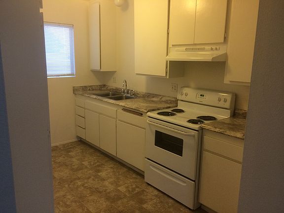 4th image of 12611 Lindo Ln Unit D