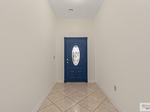 2nd image of 4056 Laredo Rd