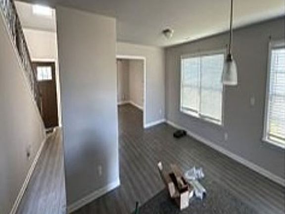 4th image of 522 Carter Grove Rd