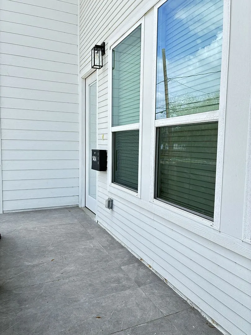 For Lease- Move-In Special APPLY by 08/31 | 2 Bed, 2.5 Bath | 1,700 Sq Ft | Independence Heights ... — Photo 4