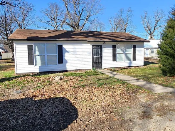 109 Joyce Ave, Bernie, MO 63822