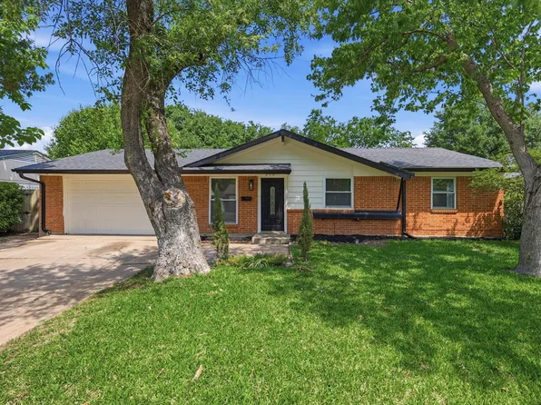 306 Baron Pl, Grand Prairie, TX 75051
