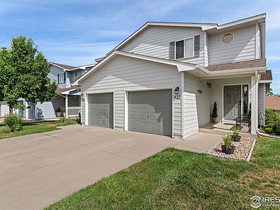 2nd image of 422 Sterling Ln