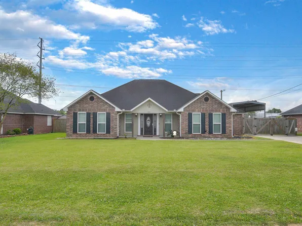 711 Royale Dr, Jennings, LA 70546