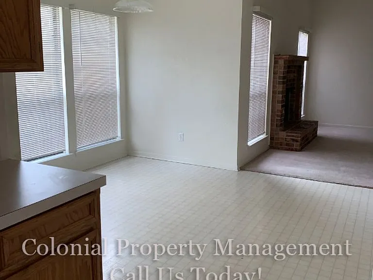 1905 McGinnis Ct — Photo 5