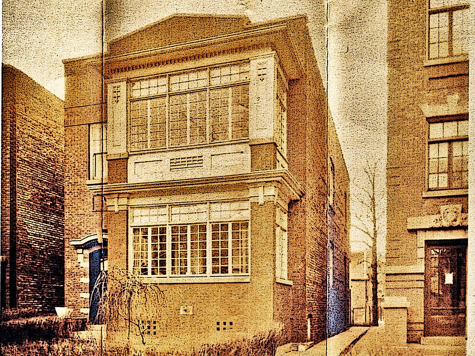 1st image of 4738 N Rockwell St