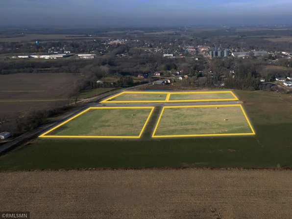 550 Engel Dr, Kenyon, MN 55946