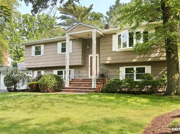 104 Piermont Ave, Hillsdale, NJ 07642