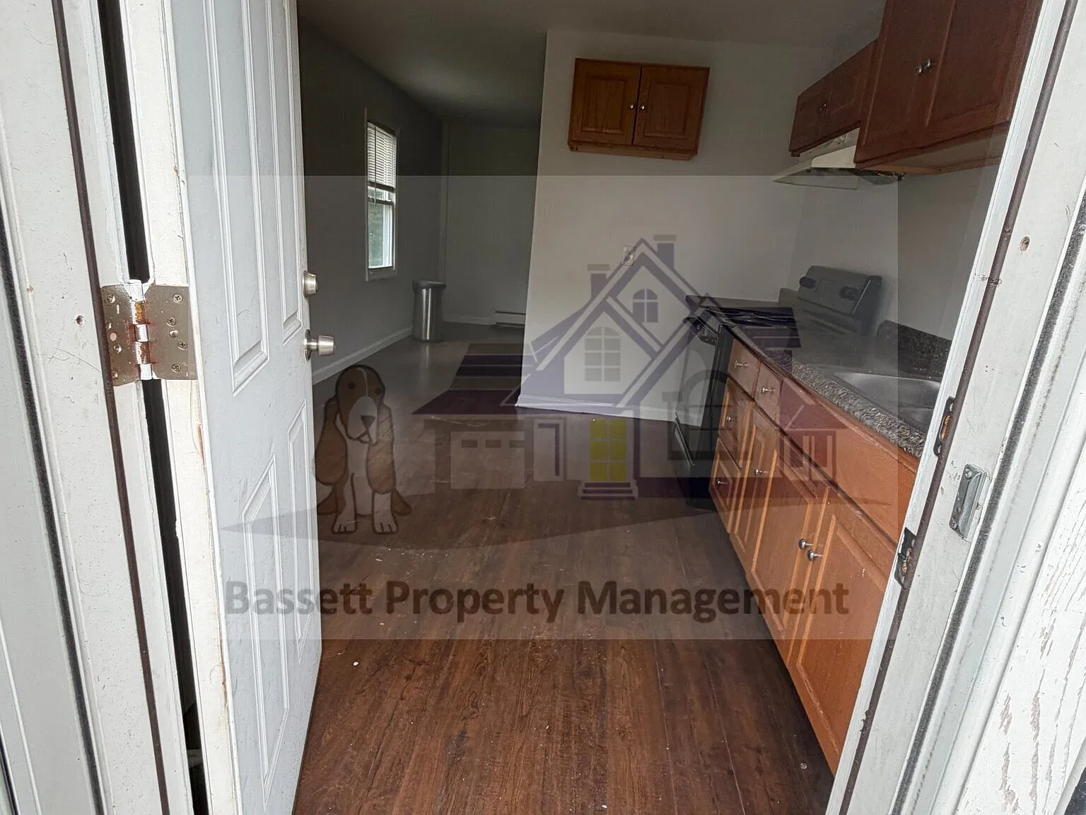 2 bed, 1.0 bath, 740 sqft, $1,549 — Photo 3