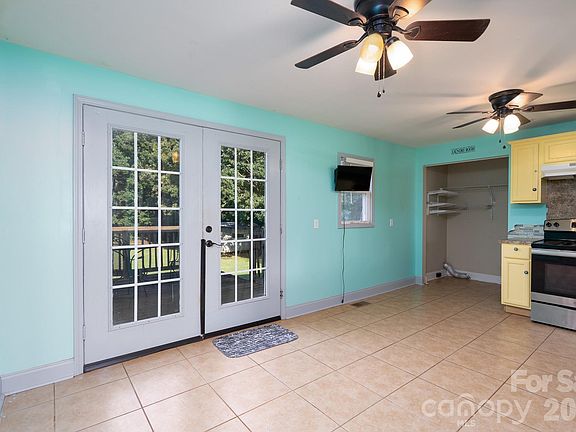 5th image of 106 Courtney Ln
