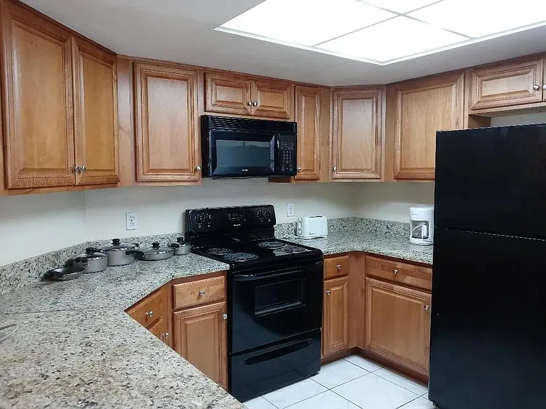 2837 Blossom Lake Dr — Photo 15