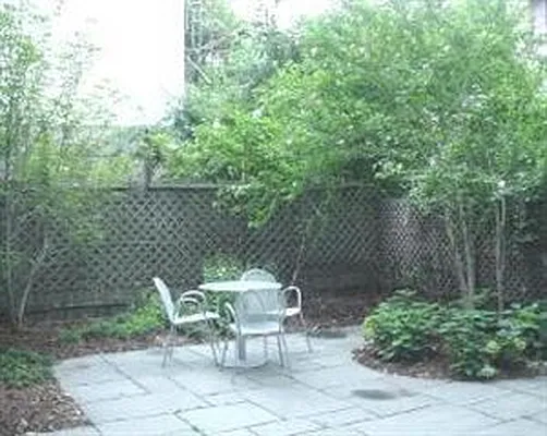 Rented by Douglas Elliman | media 21