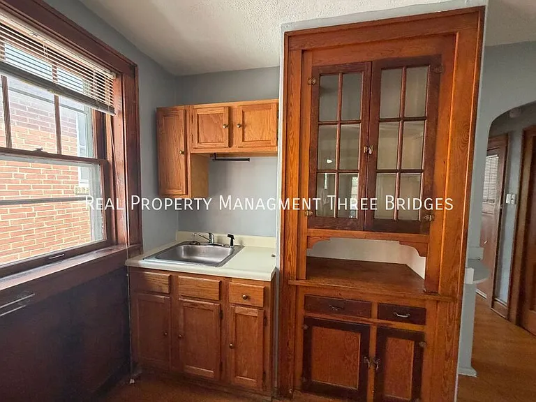6516A Morganford Rd — Photo 9
