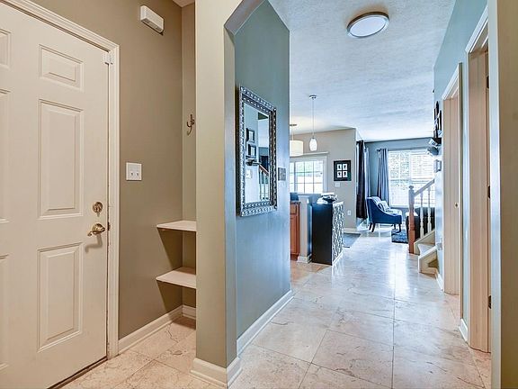2nd image of 16357 Meadowlands Ln